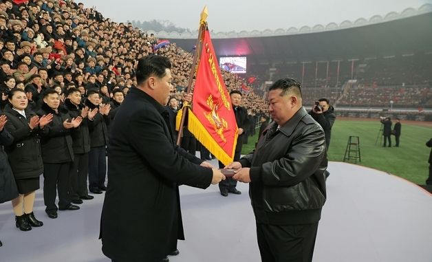 北, 당 대회 앞두고 '청년 결집'…파병 군인 챙기기