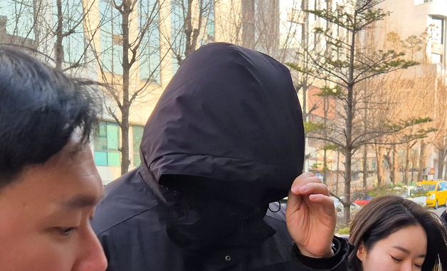 경찰, '공천헌금' 의혹 강선우 의원 前보좌관 재소환