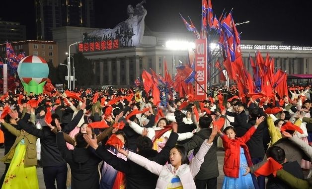 北, 사회주의애국청년동맹 조명…"조국의 부름에 영웅적 투쟁으로 화답"