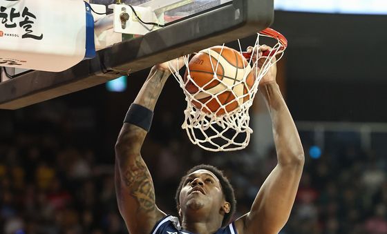 네이던 나이트, 호쾌한 덩크