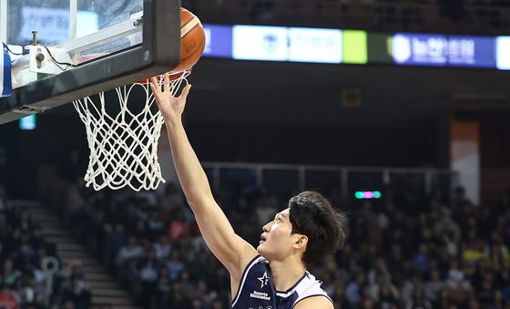 안영준 '완벽한 슛'