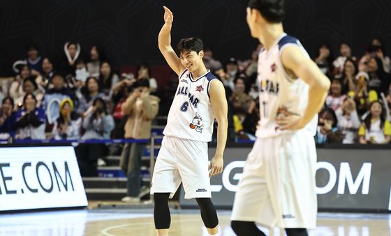 박지훈 '유쾌한 세레머니'