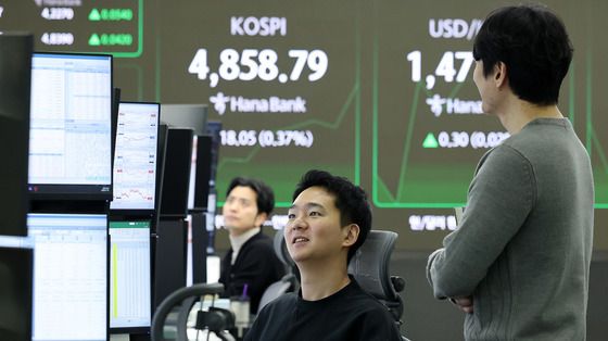 코스피 4858.79 터치…또 신고가 경신