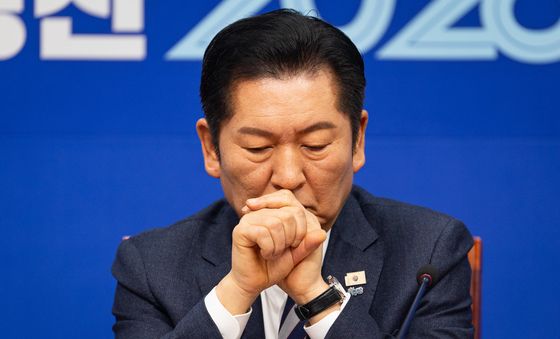 생각 잠긴 정청래