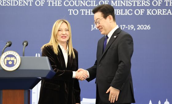 공동언론발표 마친 한-이탈리아 정상