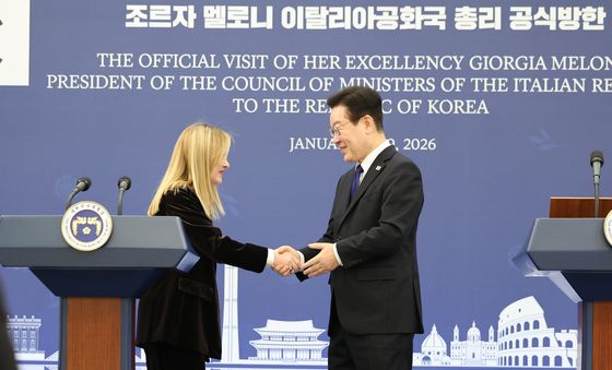 공동언론발표 마친 한-이탈리아 정상