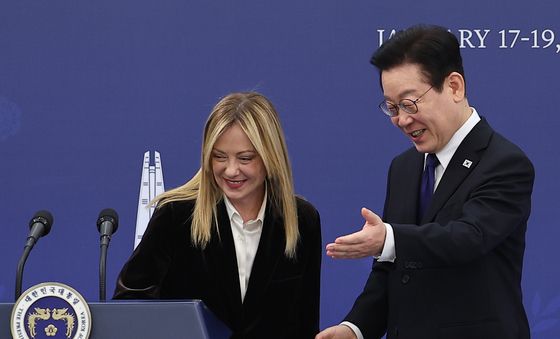 공동언론발표 마친 한-이탈리아 정상