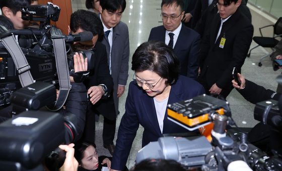 국회 찾은 이혜훈