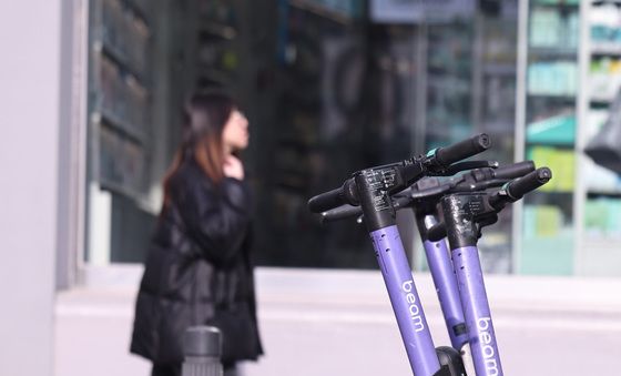 서울시, 킥보드 운전면허 확인 의무화 추진