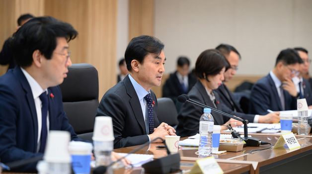 안규백 장관, 육·해·공군 및 해병대 업무보고