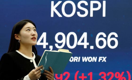 12거래일 연속 상승한 코스피, 4900선 안착