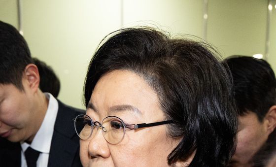 청문회 개회 기다리는 이혜훈 장관 후보자