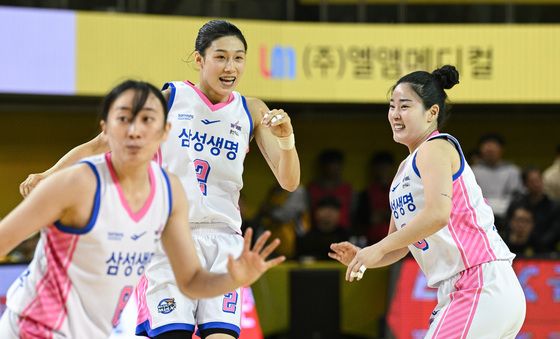 삼성생명, KB스타즈 꺾고 통산 500승