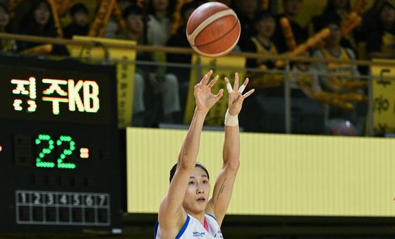 삼성생명 이해란 '23점 활약'