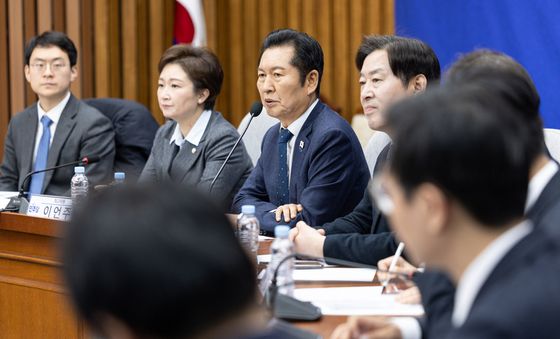 모두발언하는 정청래 민주당 대표