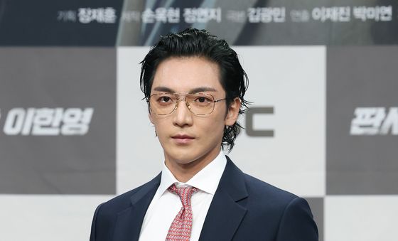 황희, 엘리트 검사