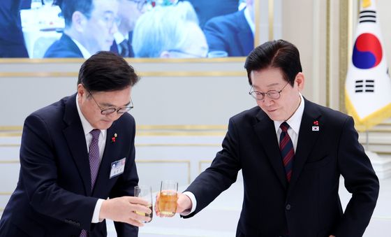 건배하는 이재명 대통령과 우원식 의장