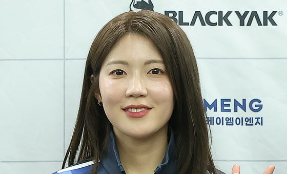 설예지 '승리의 브이!'