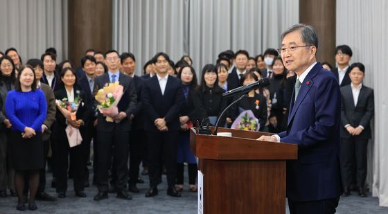 외교부 시무식 참석한 조현 장관