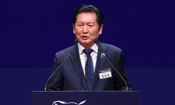 축사하는 정청래 민주당 대표