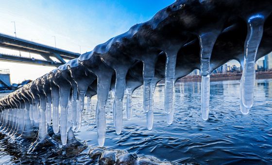'냉장고 안보다 더 춥다' 최강한파 찾아온 서울
