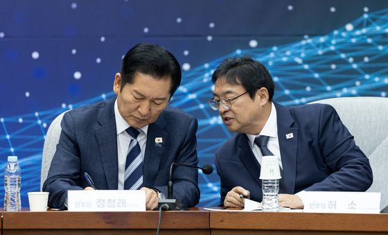 대화 나누는 정청래 대표와 허소 대구광역시당위원장