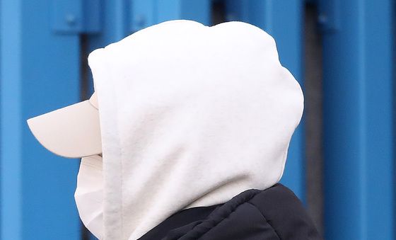 '대한 한파' 꽁꽁 싸매