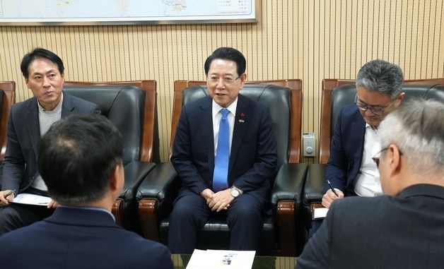 김영록 지사, 현대차와 광주.전남 투자 유치 협의