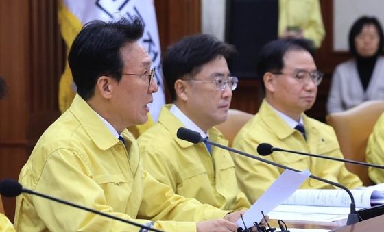 모두발언하는 김민석 총리