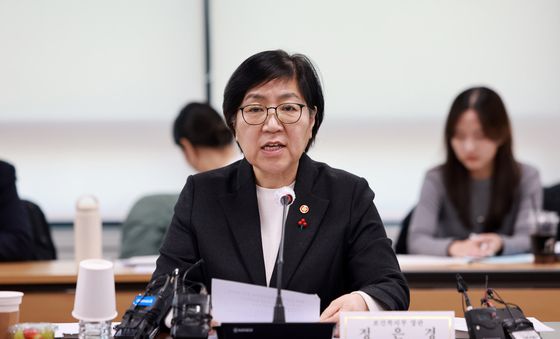 발언하는 정은경 보건복지부 장관