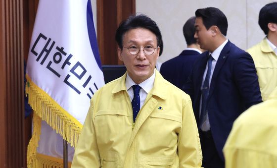 국가테러대책위원회의 참석하는 김민석 총리
