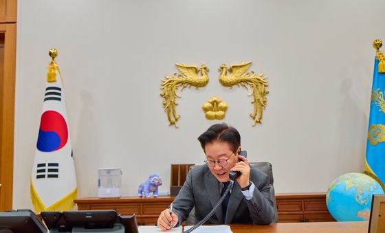 李대통령, 카타르 국왕과 통화