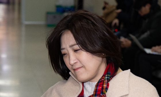 원내대표실 들어서는 최보윤 의원