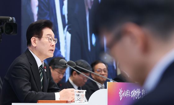 답변하는 이재명 대통령