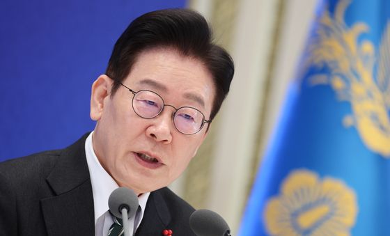 답변하는 이재명 대통령