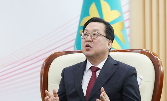 긴급 회동 발언하는 이장우 대전시장