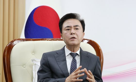 발언하는 김태흠 충남지사