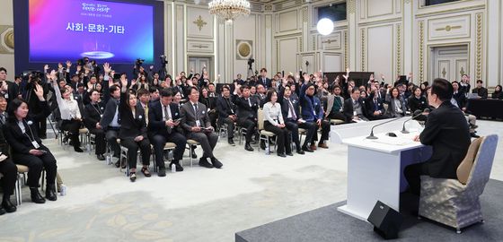 신년 기자회견 질문 받은 이재명 대통령