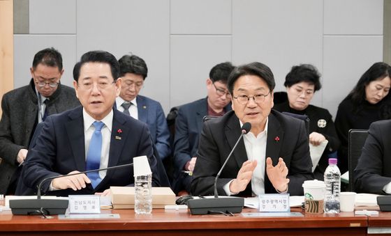 국회 간담회 참석한 강기정 광주시장