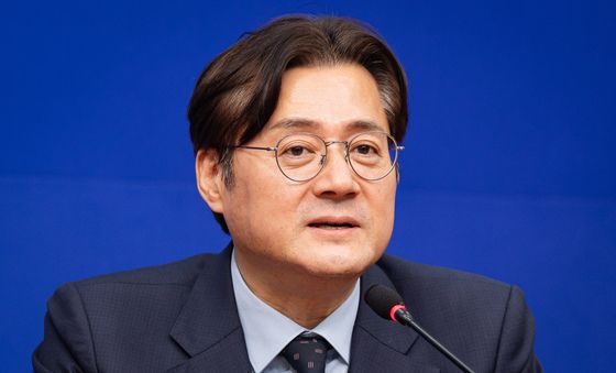 정청래 대표 찾아온 홍익표 청와대 신임 정무수석