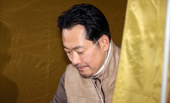 생각 잠긴 장동혁