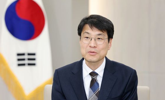 'TK 행정통합' 대구교육청 찾은 김정기 대구시장 권한대행