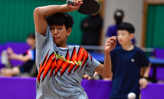 최시현 '강력한 드라이브'