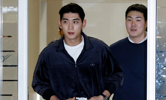 출국 심사 마친 이정후