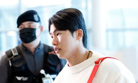 두 번째 시즌 위해 미국 출국하는 김혜성