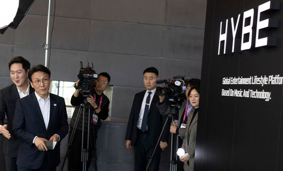 하이브 방문한 김민석 국무총리