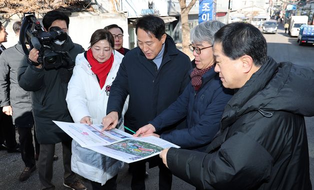 오세훈 시장, 용산전자상가 현장 점검