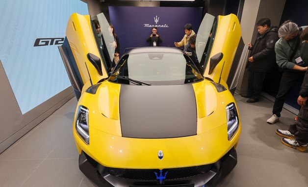 마세라티 슈퍼카 GT2 스트라달레 공식 출시