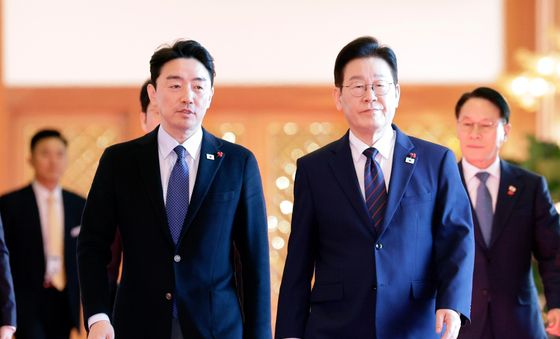 수석보좌관회의 참석하는 이재명 대통령