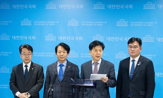 오기형 與코스피5000 특위원장, 청와대 초청 오찬 브리핑